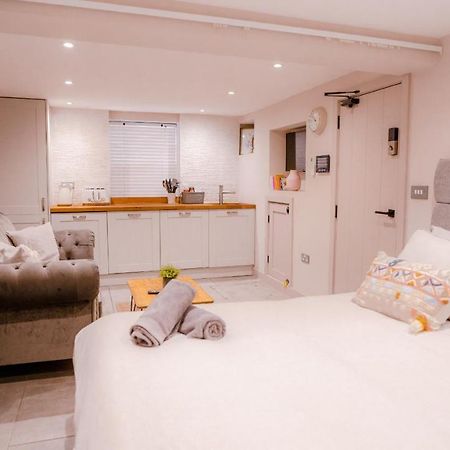 The Hideaway Apartment Southampton Bagian luar foto