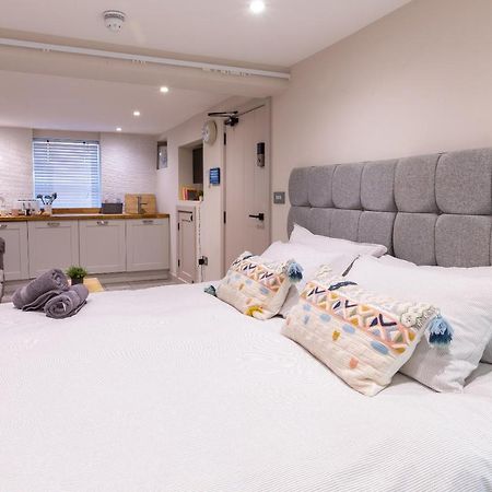 The Hideaway Apartment Southampton Bagian luar foto